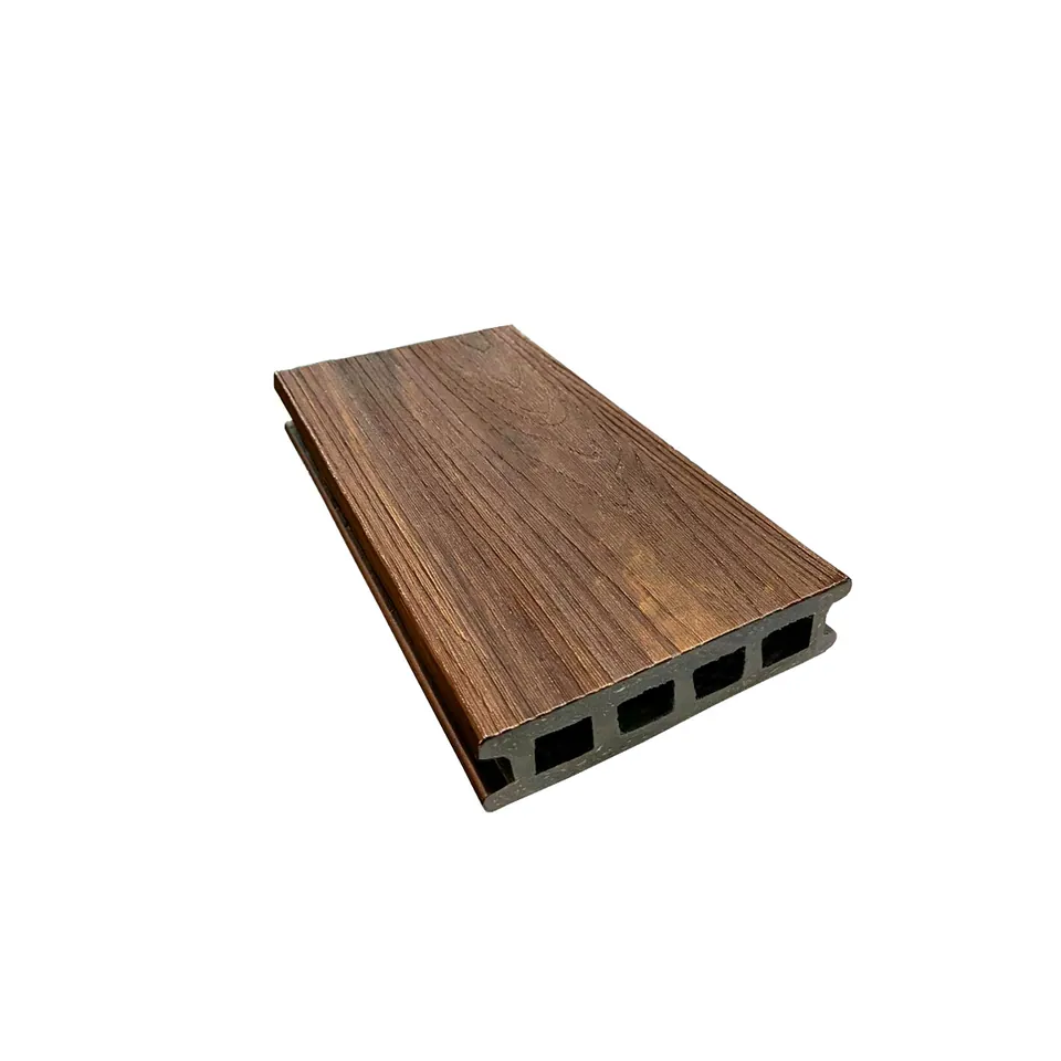 Deck 120 × 32 mm — In Brasil